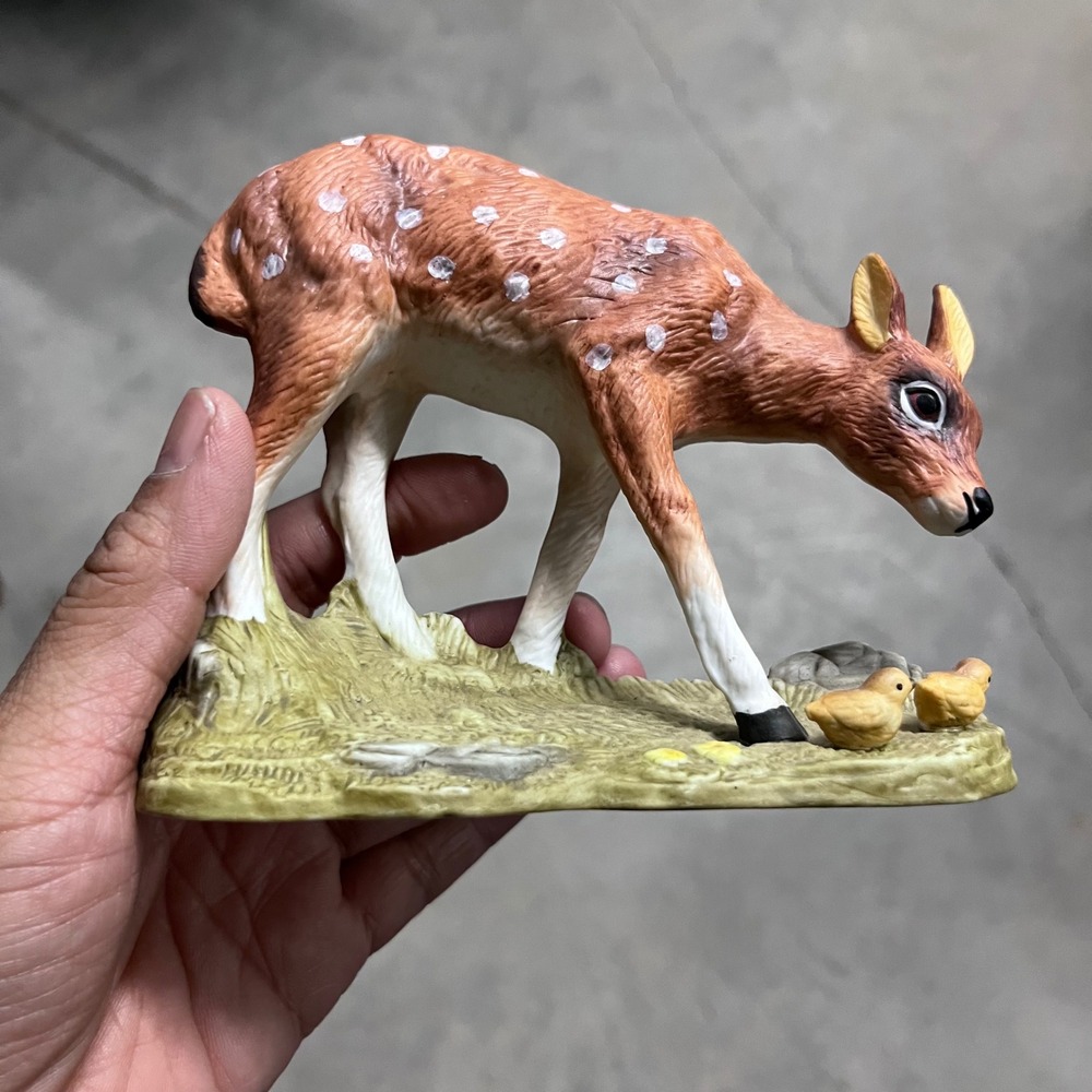 Vintage Brinn's Porcelain Spotted Fawn‎ Deer with Chicks Figurine Woodland